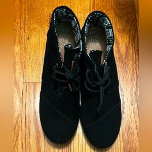 Toms Wedge Booties